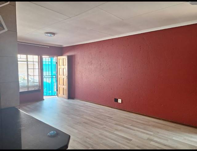 2 BEDROOM PROPERTY TO RENT IN BRAKPAN CENTRAL